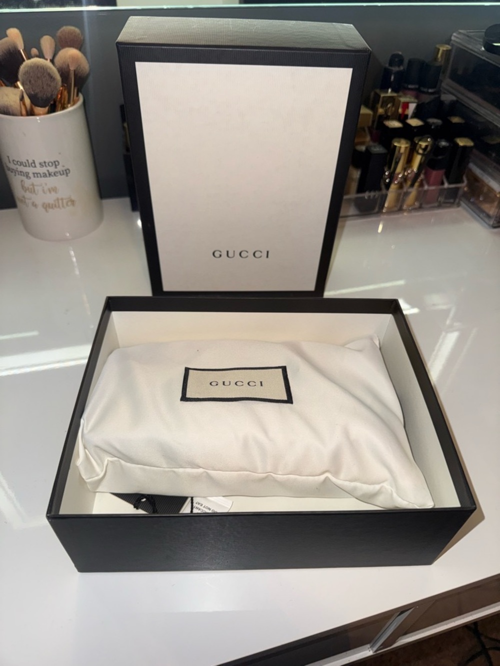 ♥️ Auth Rare Gucci Leather Purse w/ Gold GG Bow ♥️ - Picture 8 of 9